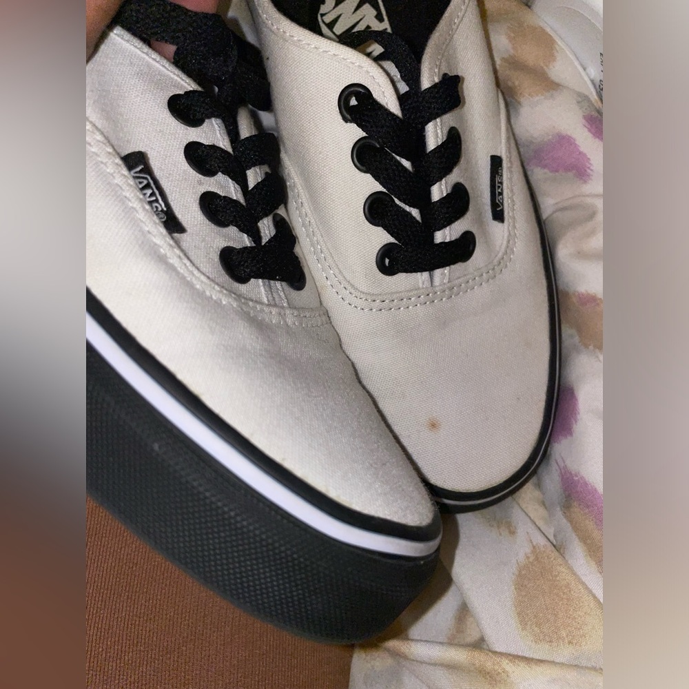 Authentic Vans “Classic” - Picture 5 of 6